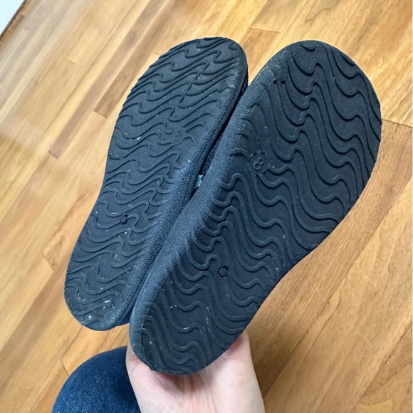 Boys Navy Blue Water Shoes - Picture 3 of 5